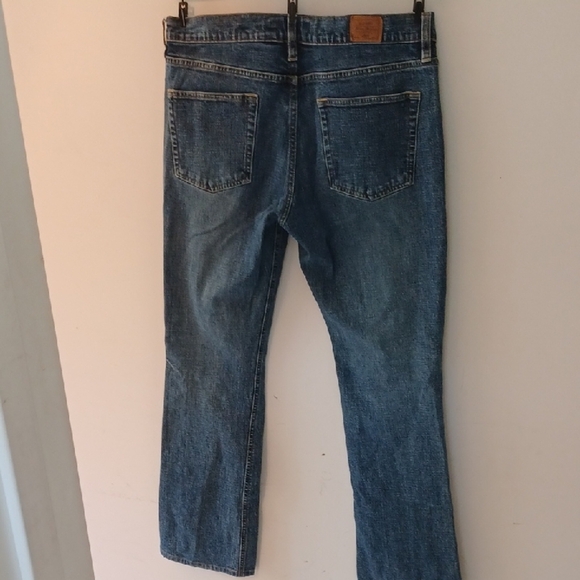Old Navy Blue Straight Leg Jeans Timeless Style - Picture 7 of 7